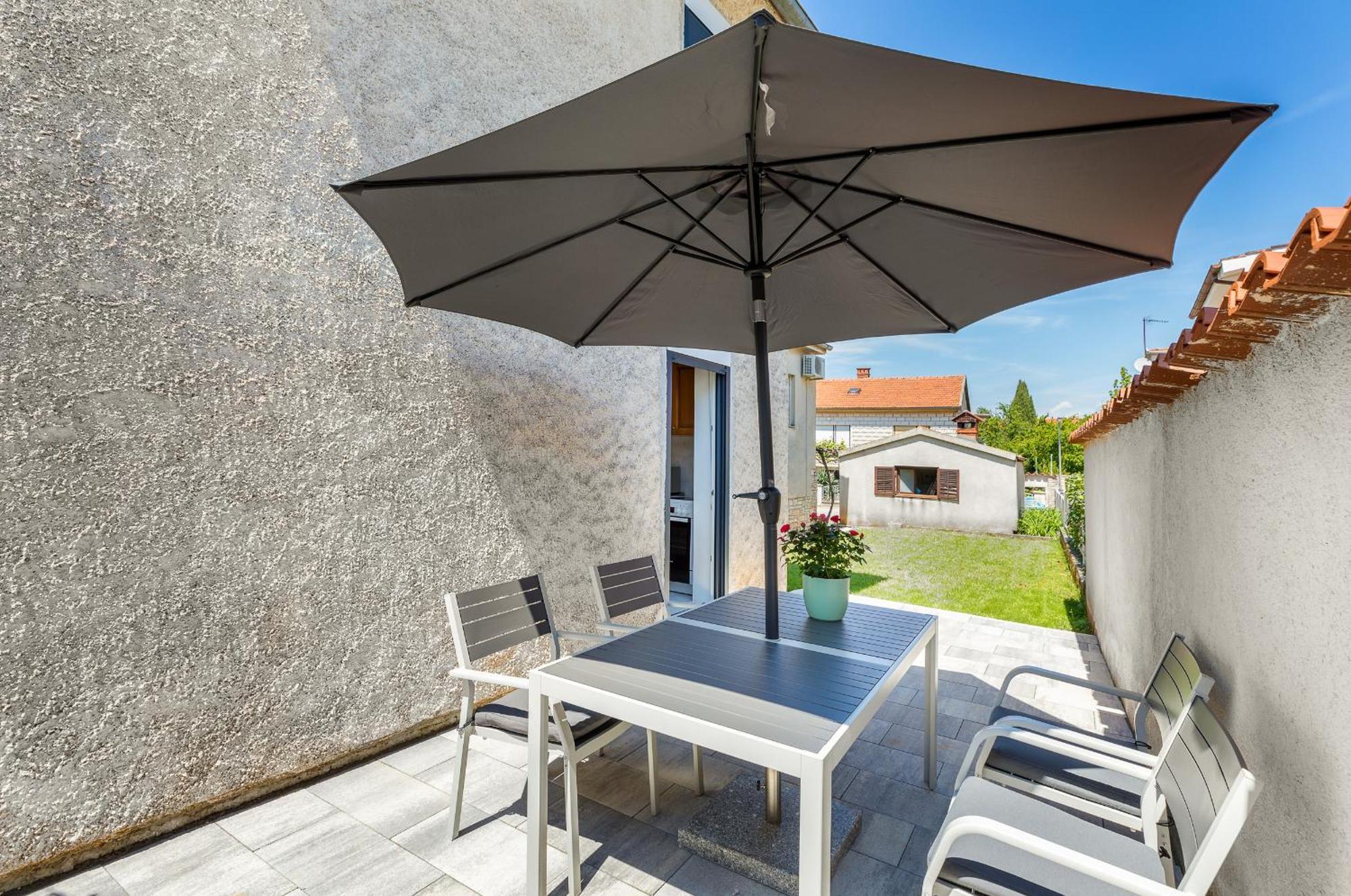Apartment Tesic Close To The Sea With Shared 4Xbicycles فاجانا المظهر الخارجي الصورة